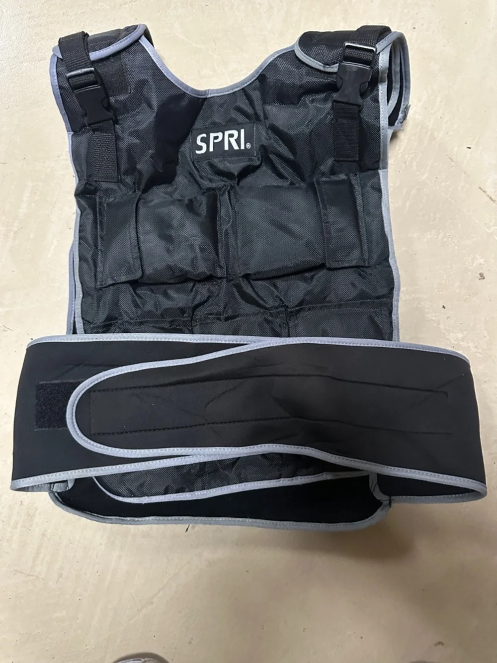 SPRI Adjustable Weighted Vest in Black with Gray Trim - Picture 1 of 2